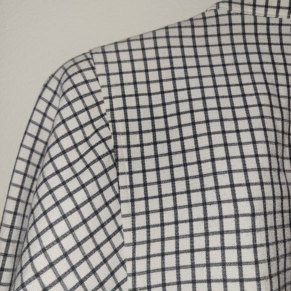 Cabi Windowpane Plaid Jacket with Shoulder Pads - Picture 9 of 16